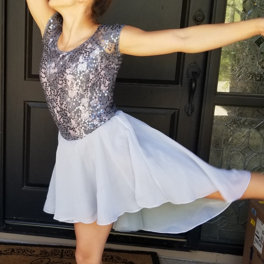 REVOLUTION LYRICAL DANCE COSTUME MA MEDIUM ADULT